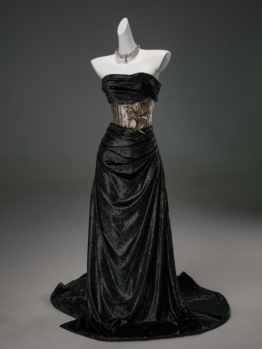 Black Sculpted Fishtail Gown