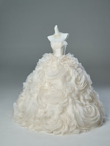 Pure White Lover Grand Skirt French Bridal Gown