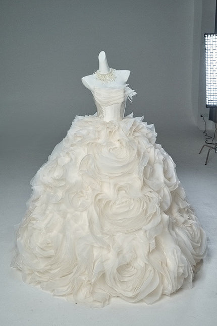 Pure White Lover Grand Skirt French Bridal Gown