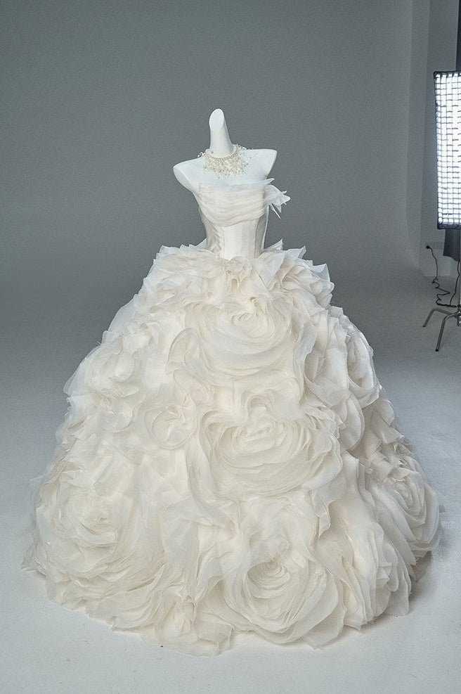 Pure White Lover Grand Skirt French Bridal Gown