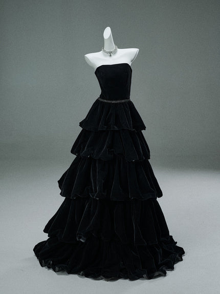 Statement Black Gown