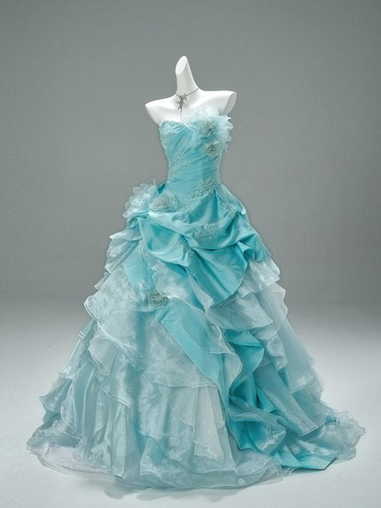 Astilan Gradient Gown