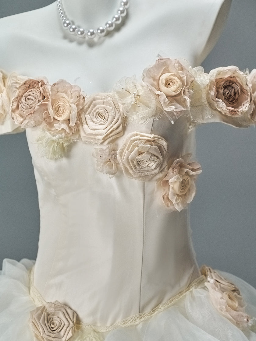French Vintage Sculpted Gown
