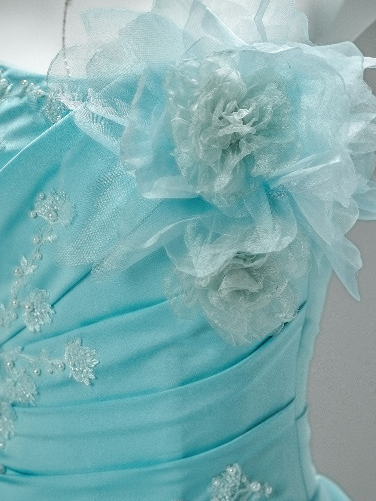 Astilan Gradient Gown